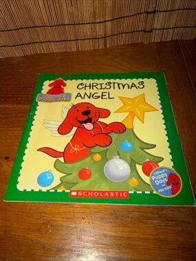 Scholastic Clifford Christmas Angel Book - Red, Green, Yellow